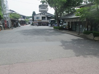va4562.jpg